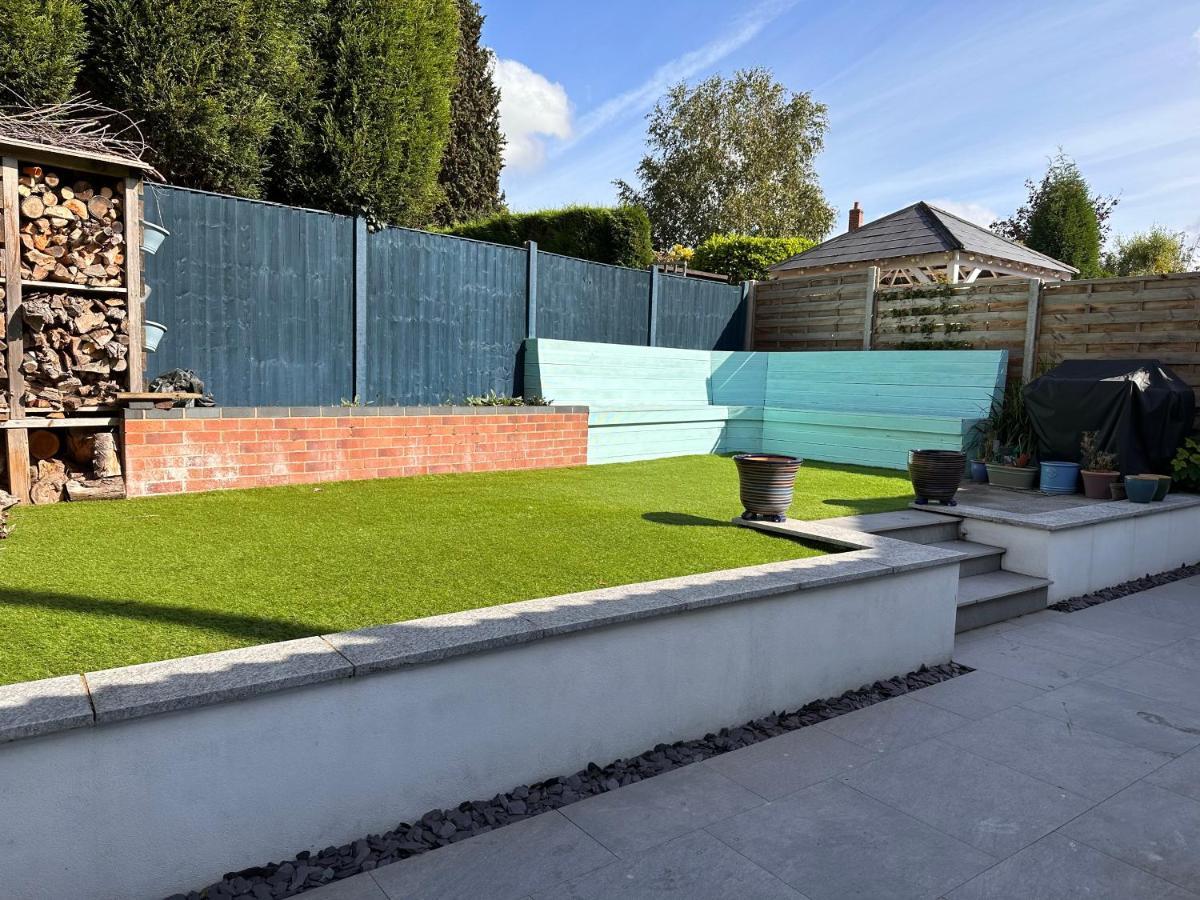 Contemporary, Open Plan, 3 Bedroom House In - Sleeps 5-6