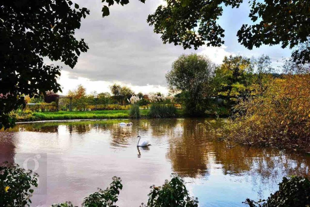 Charming Countryside Barn Conversion Holiday home Hereford