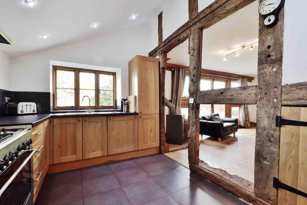 Charming Countryside Barn Conversion