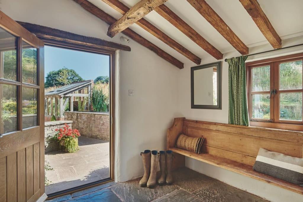 Luxury Spacious Country W/ Mountain Views Hereford