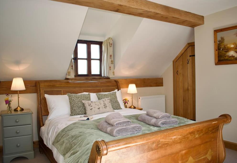Luxury Spacious Country W/ Mountain Views