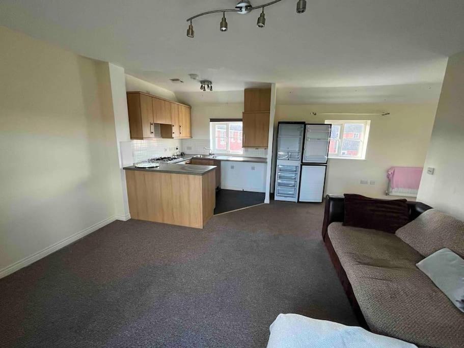 Apartment 2 Bed Coach House Flat *