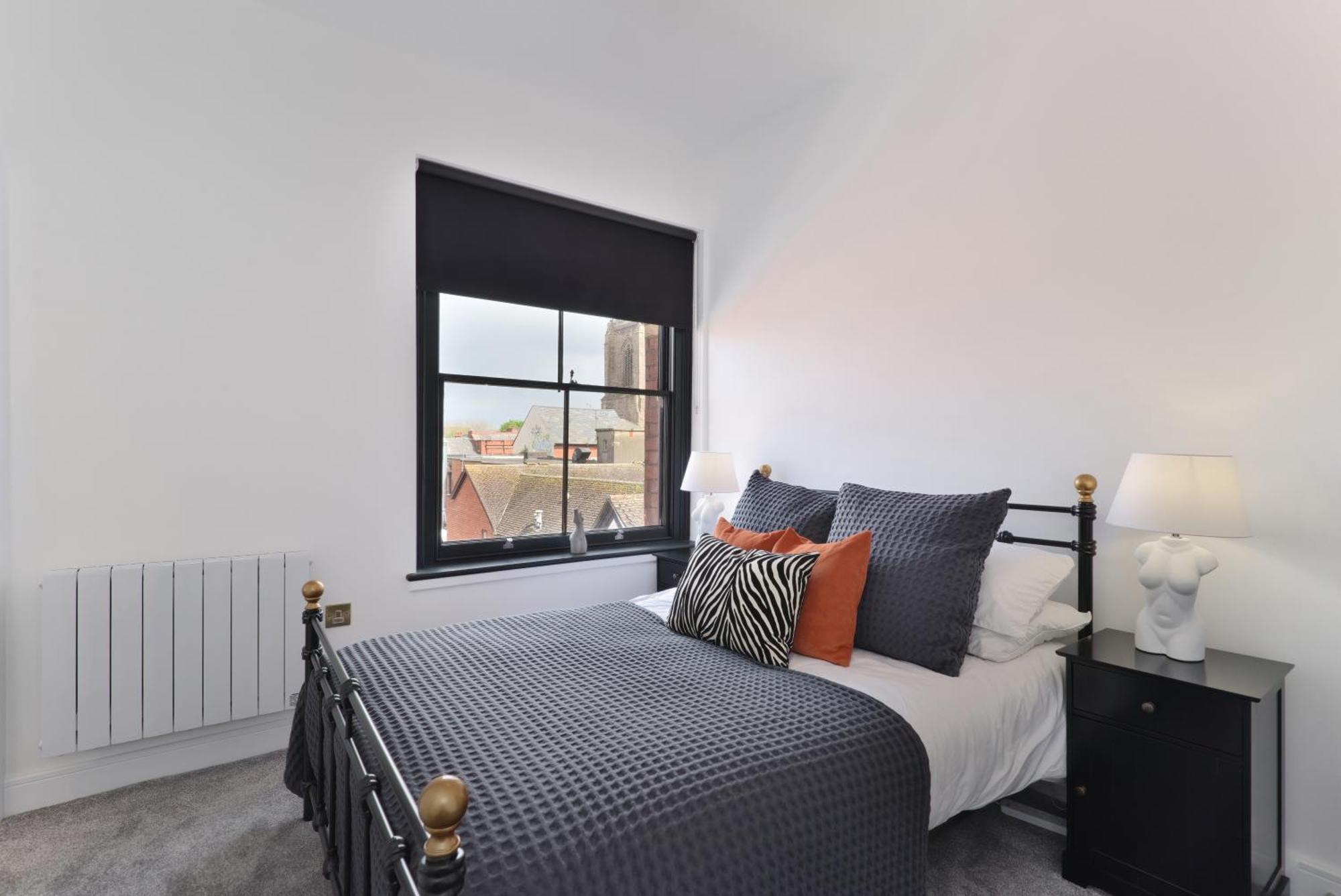 Apartment 2, 15 West Street *