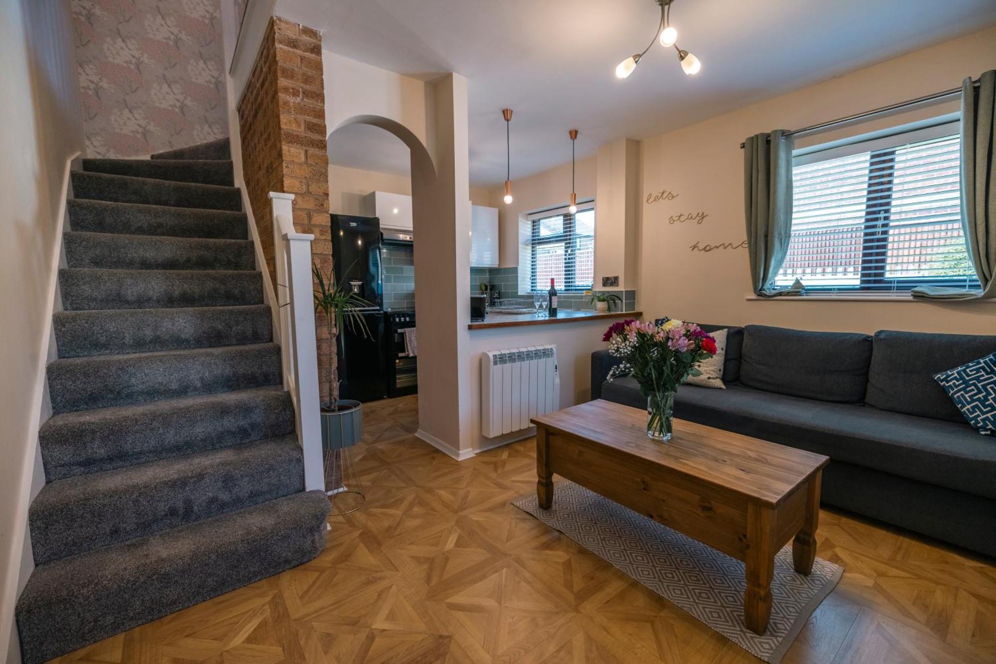 Holiday home The Comfy House - Inc Free Parking, Smart Tv, Full Kitchen, Washing Machine - Winter