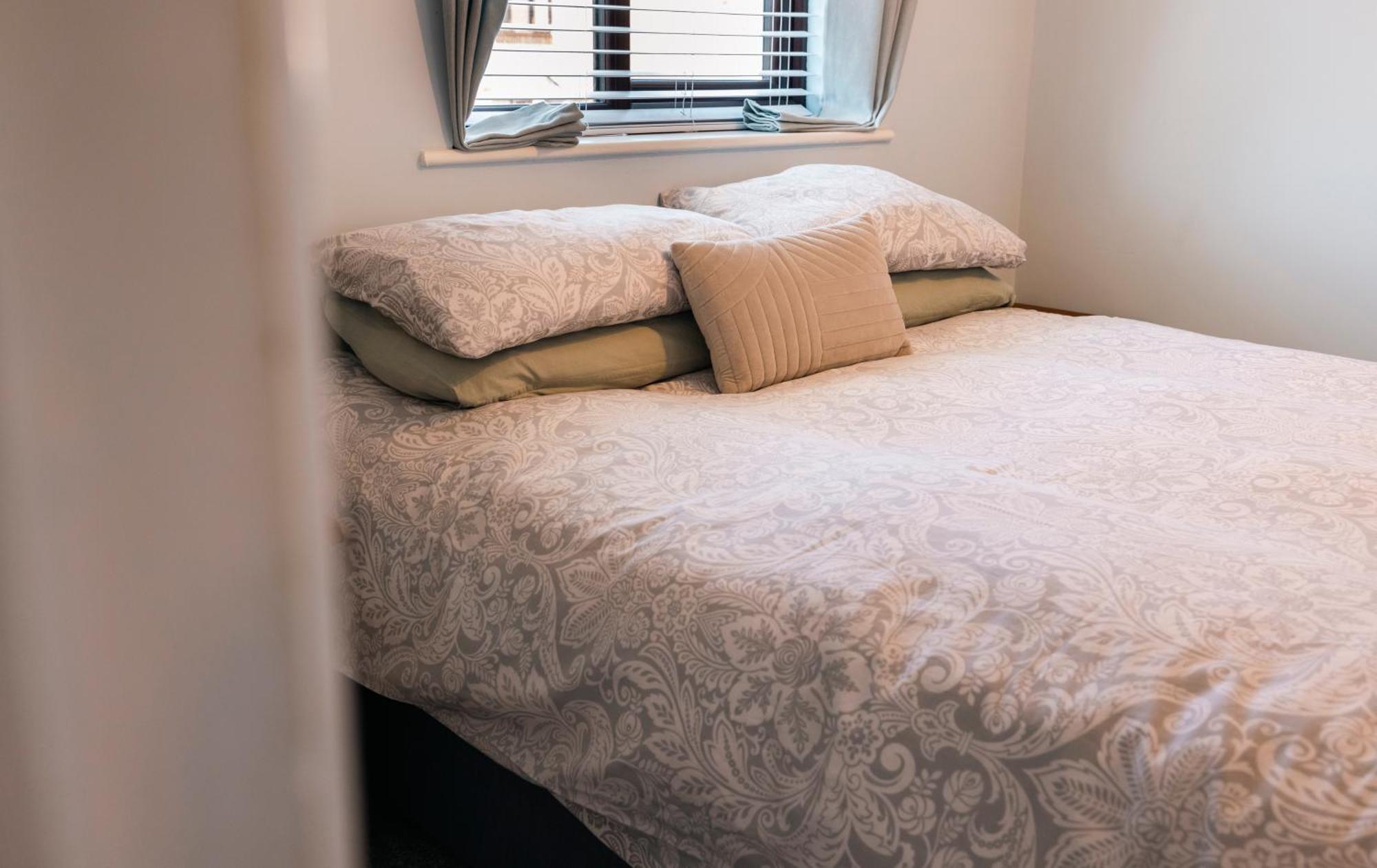 The Comfy House - Inc Free Parking, Smart Tv, Full Kitchen, Washing Machine - Winter Hereford