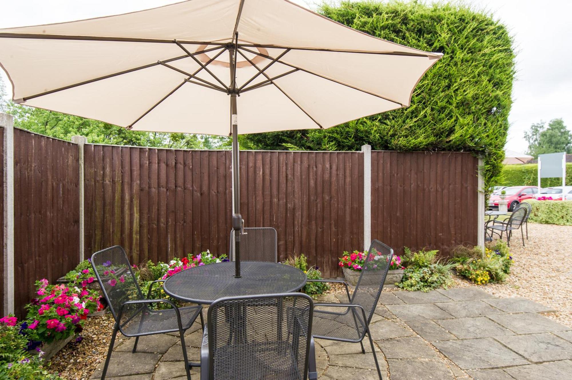 Kidwells House Guest house 4*