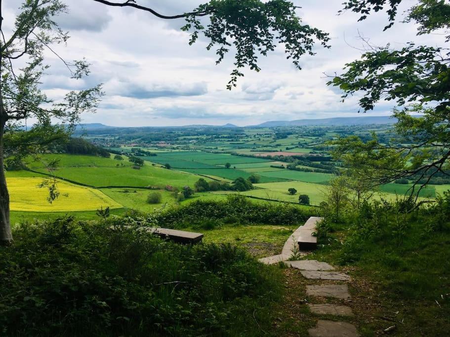 The Near Hay On Wye * Hereford