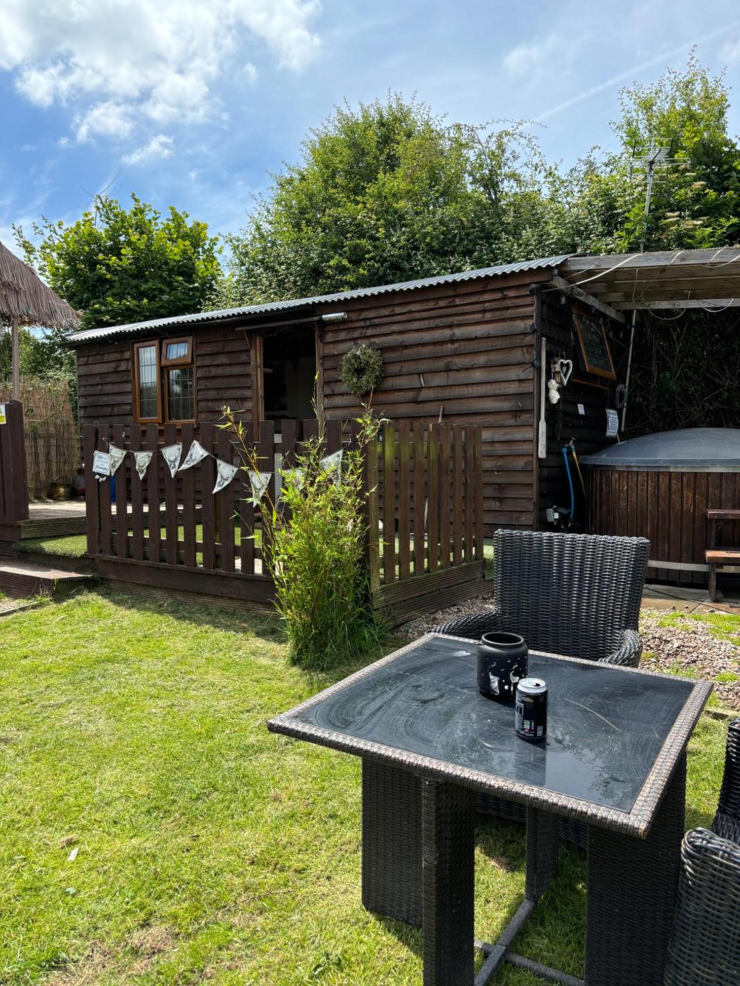 Four Seasons With Hot Tub Country Retreat * Hereford