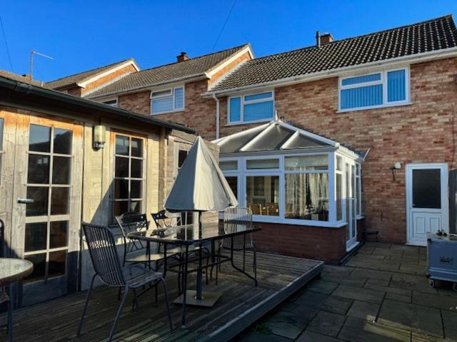 Holiday home Netflix Jacuzzi Gym Fast Wifi Ps5 Free Parking 2 Spaces *
