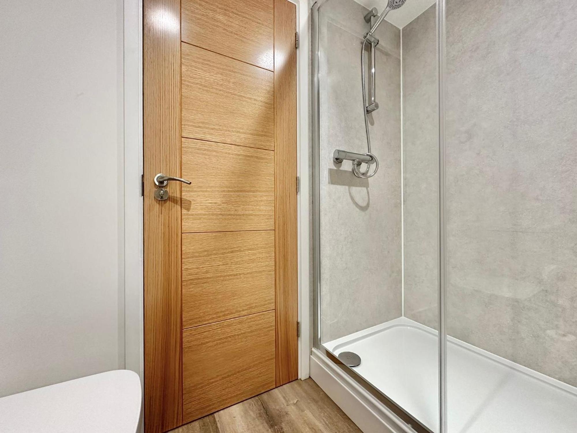 Modern In Prime Location Apartment Hereford