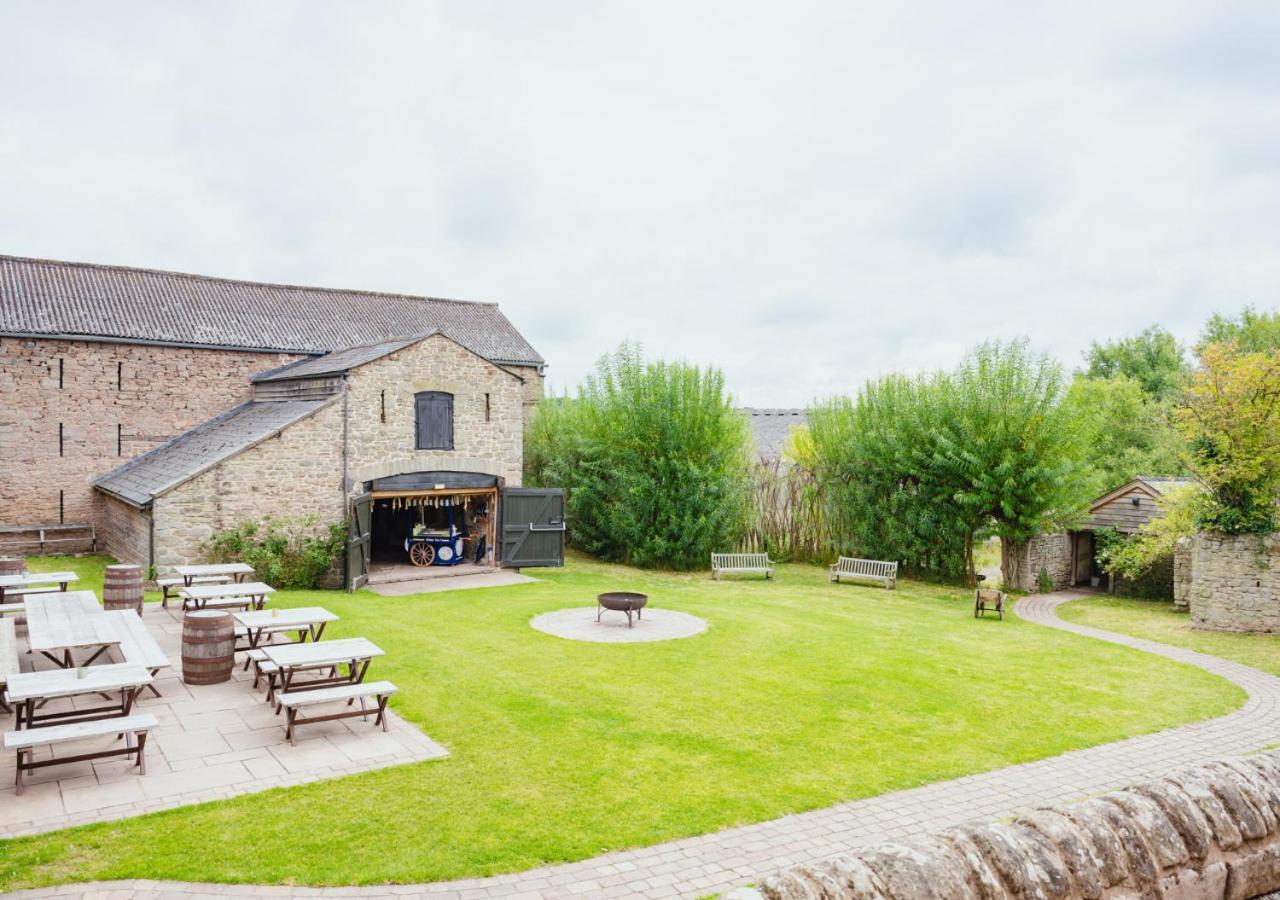Lyde Court * Hereford