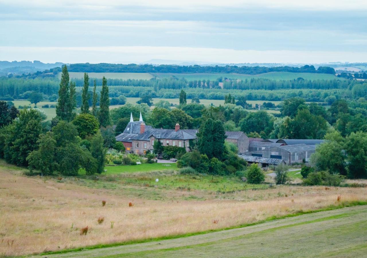 Lyde Court