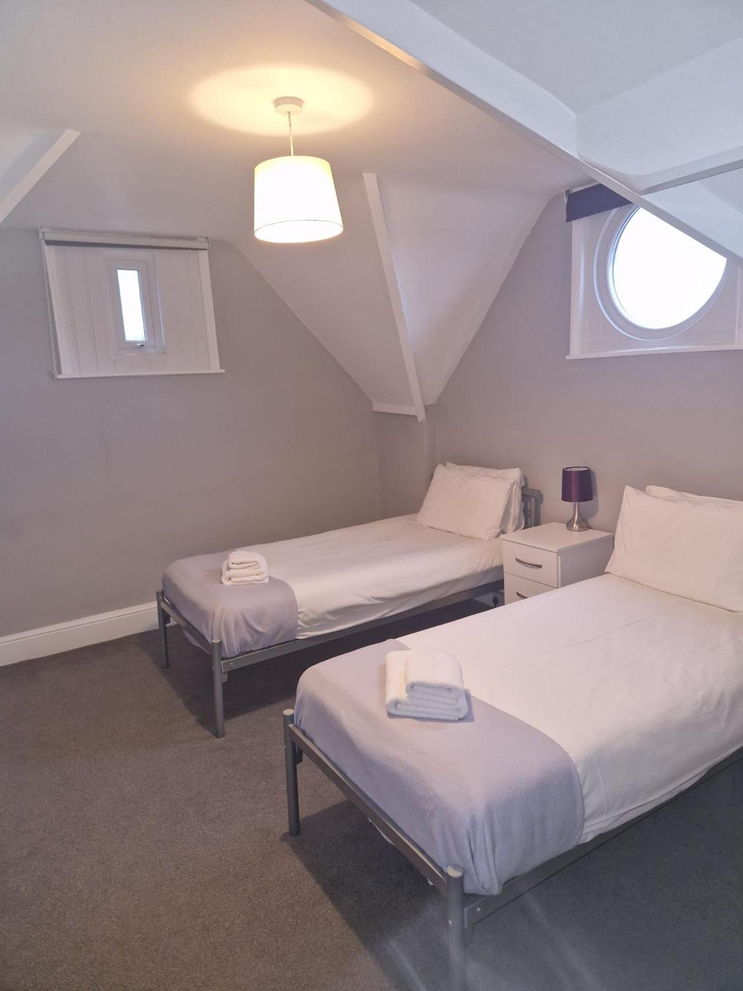 Falcon House By Rentmyhouse Apartment Hereford