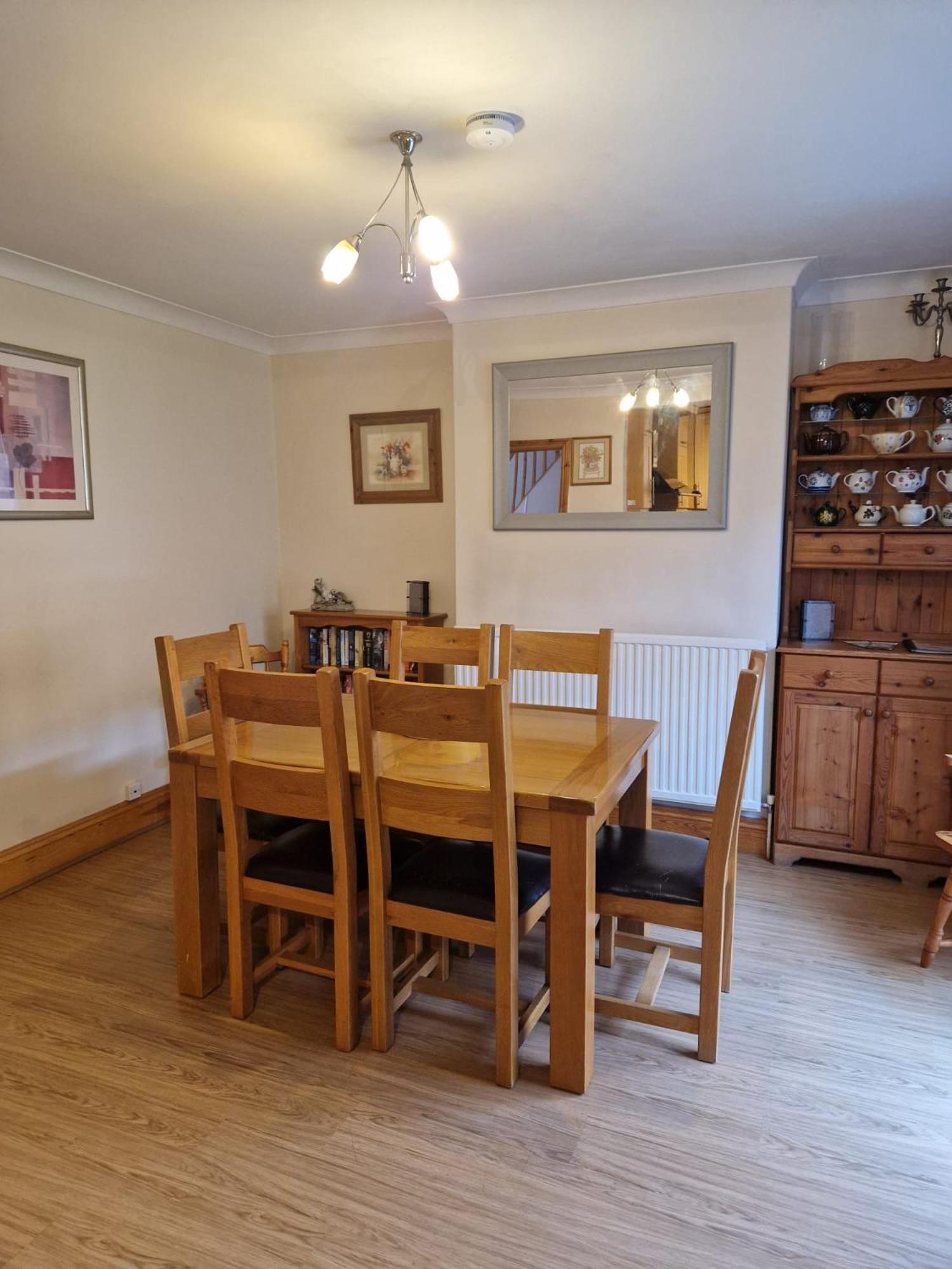- Goldcrest House - 4 Bedroom House With Parking, Located Very Close To Centre & River Wye - Sleeps Up To 6 Guests - Hosted By Rentmyhouse Holiday home *