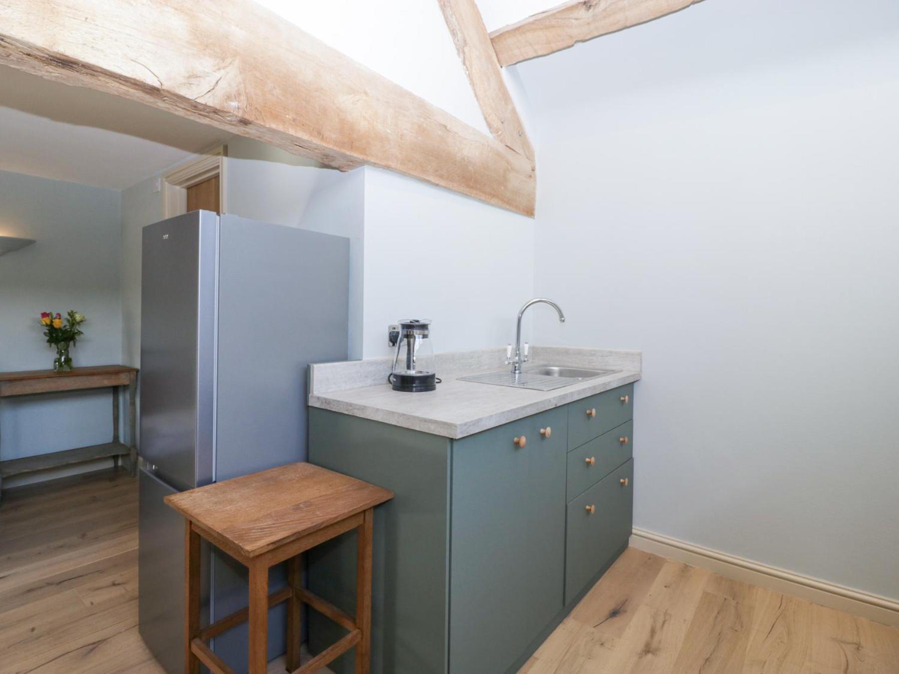 White Haywood Barn Holiday home Hereford