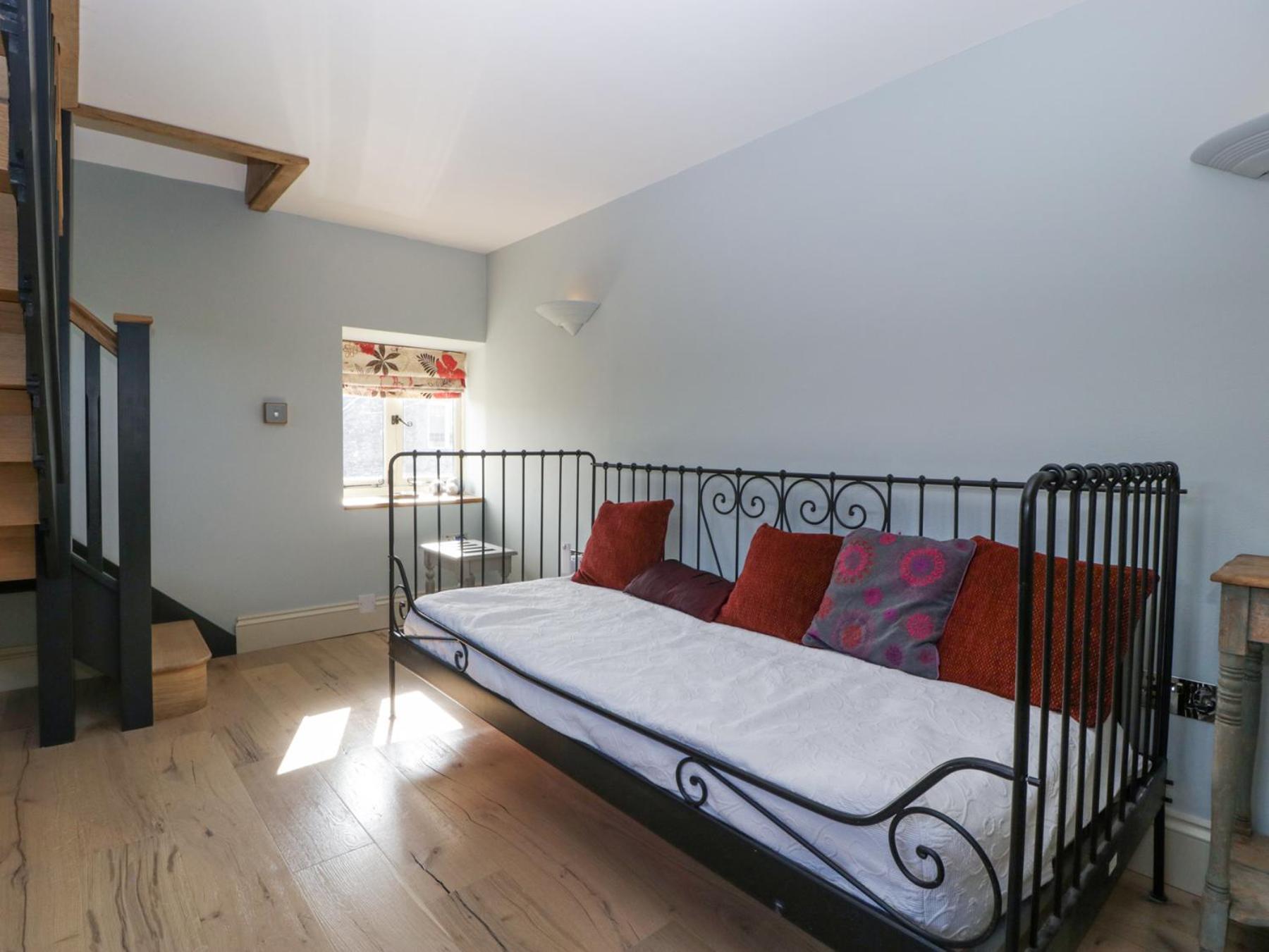 Holiday home White Haywood Barn *