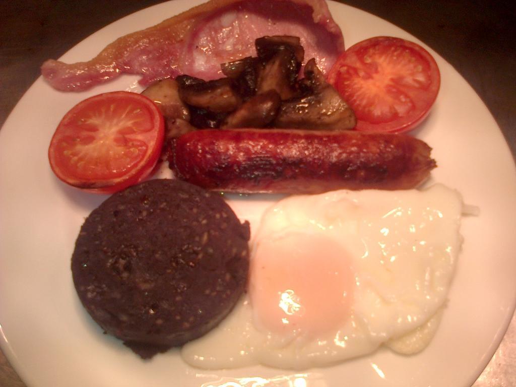Bed & Breakfast White Haywood Farm Restaurant With