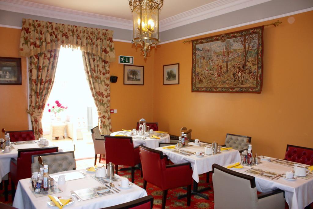 Charades Guest house 4*