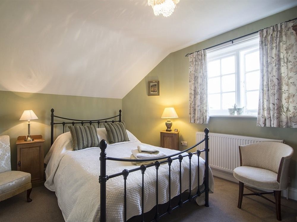 No. 21 Guest 4* Hereford