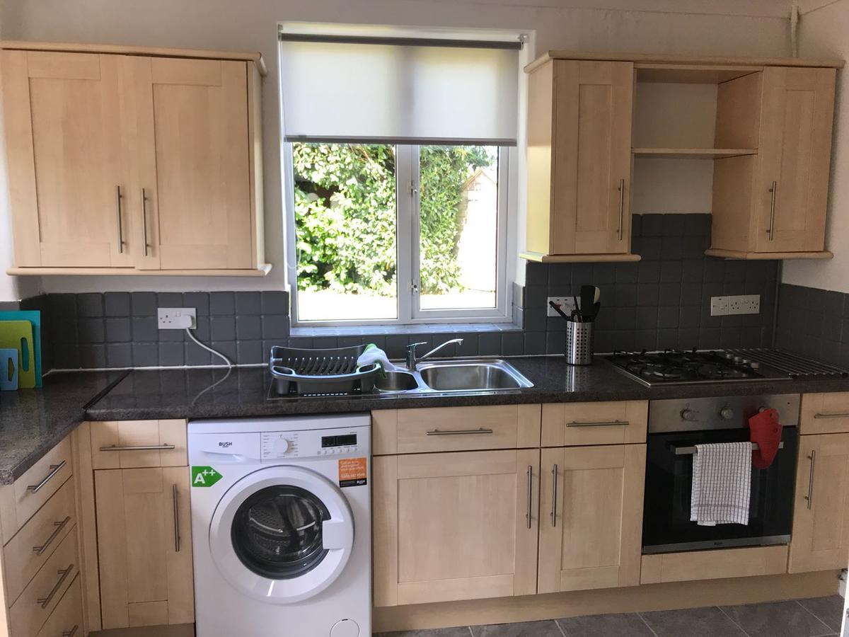 Hhereford - Raven House - 4 Bedroom House Located West Of City, Sleeps 7 - Perfect For Contractors Or A Base For Exploring - Hosted By Rentmyhouse Apartment *