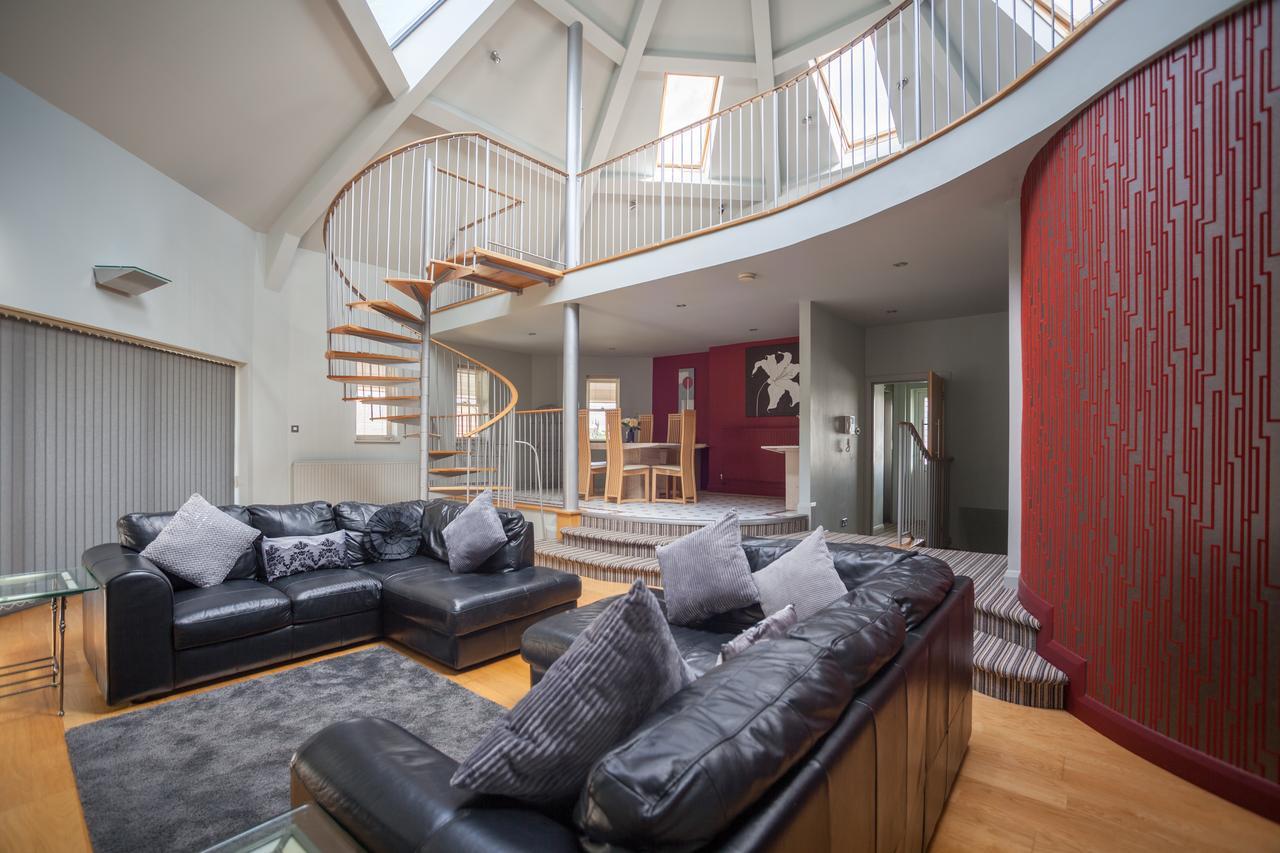 Tower House By Rentmyhouse Apartment
