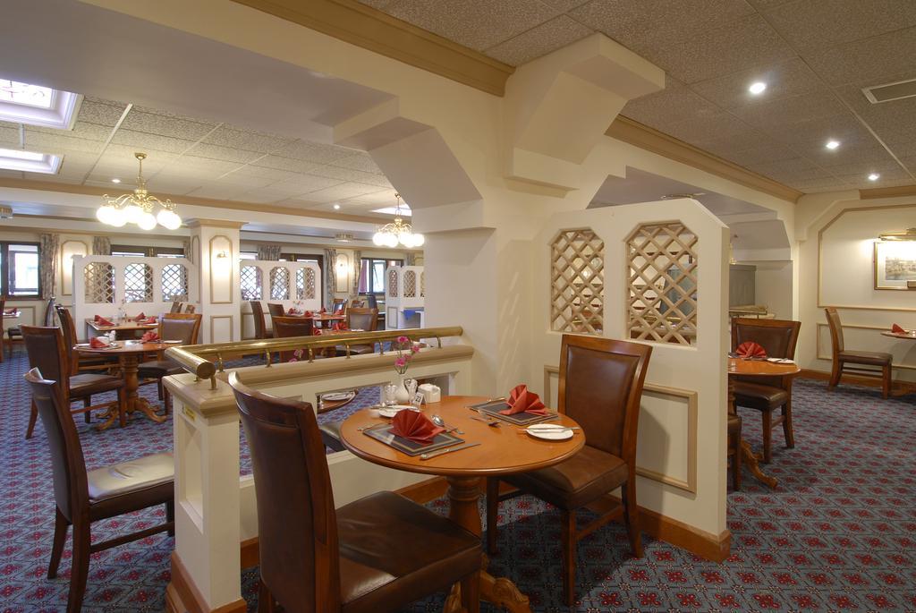Three Counties Hotel 3*