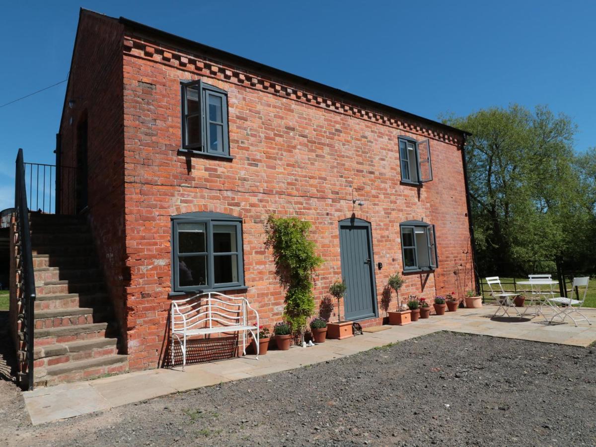 Granary 1 *