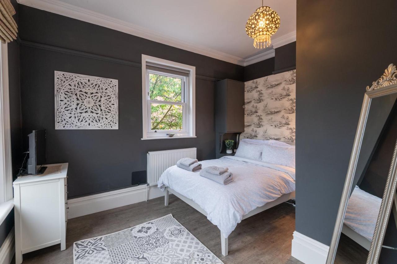 Stylish 2 Bedroom Apartment