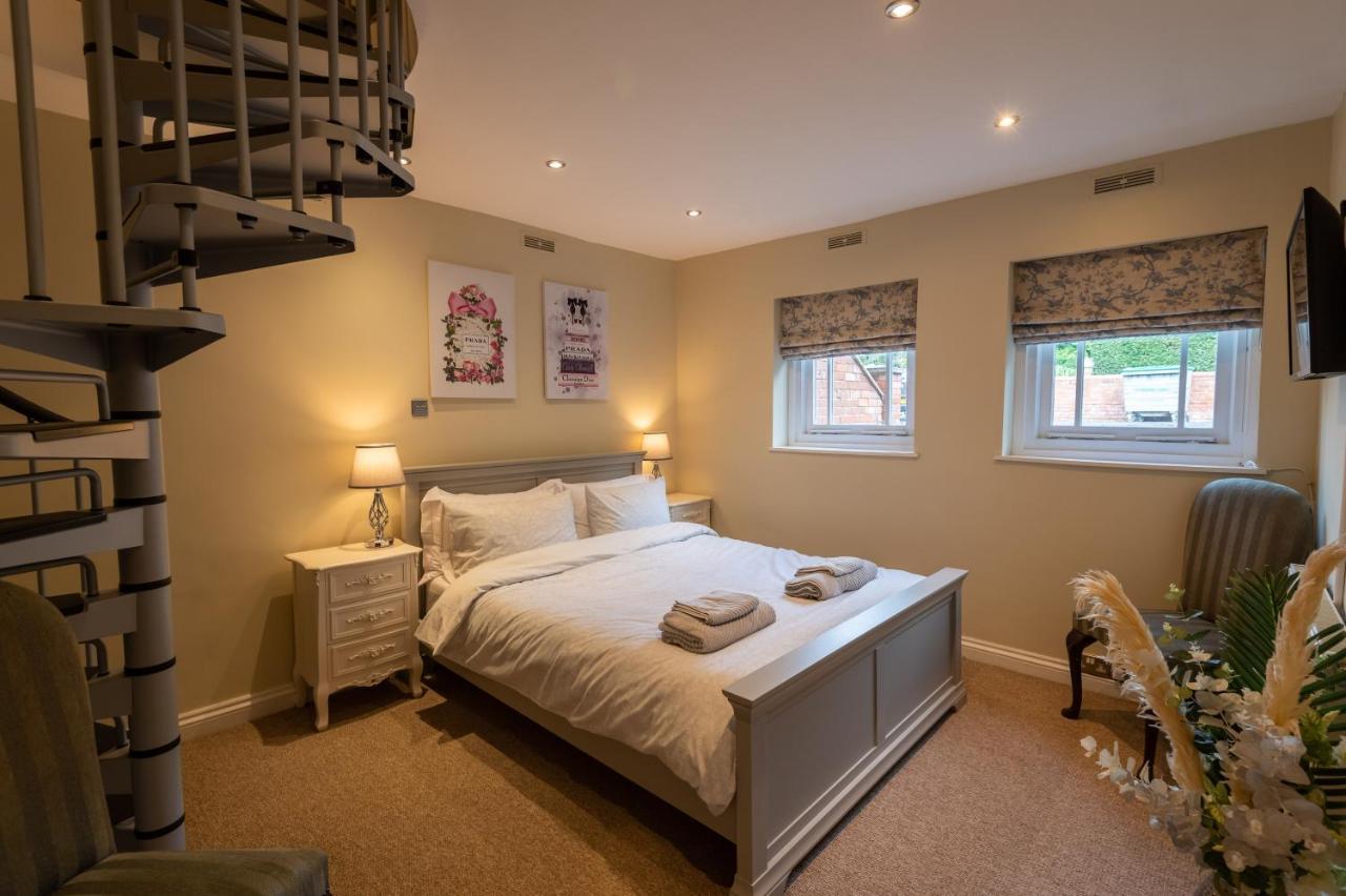 Stylish 2 Bedroom Hereford