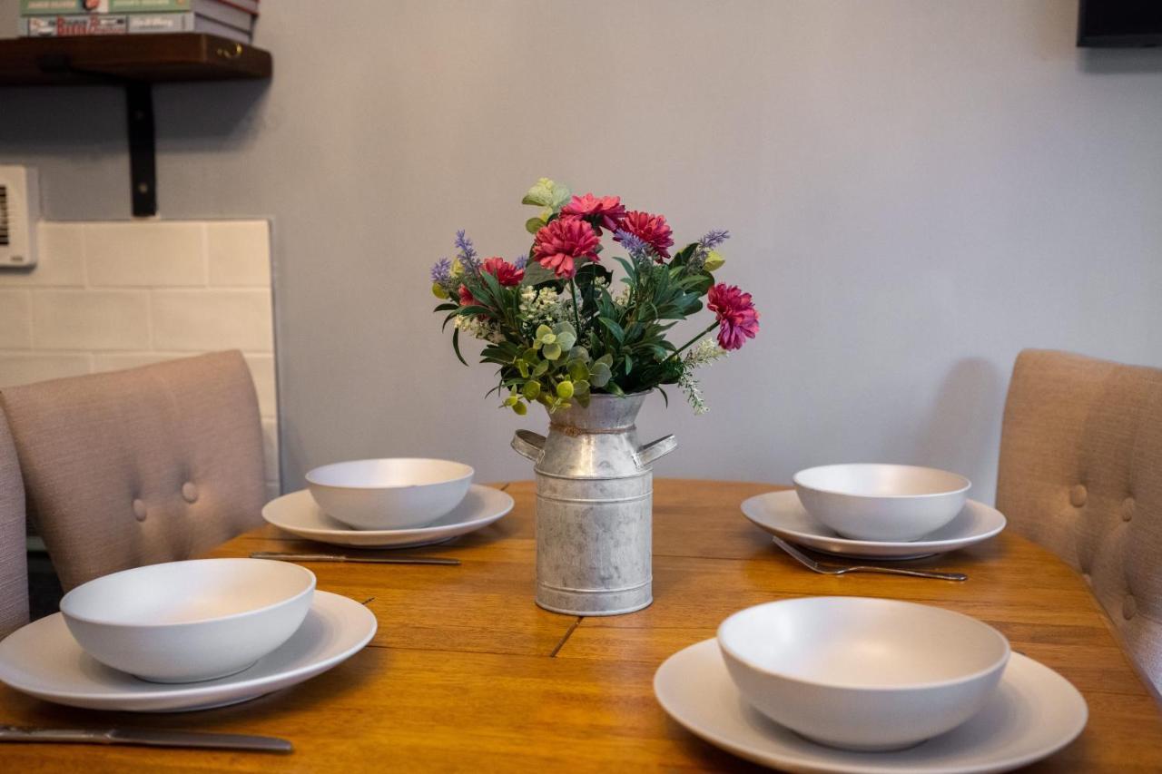 Stylish 2 Bedroom * Hereford