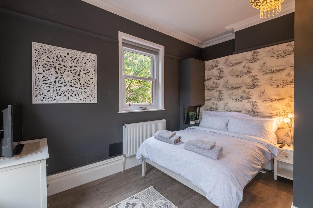 Stylish 2 Bedroom Apartment Hereford