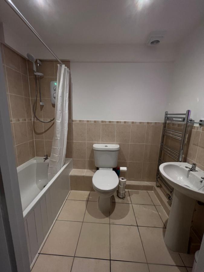 Ground Floor Apartment, Location With Free Parking Hereford
