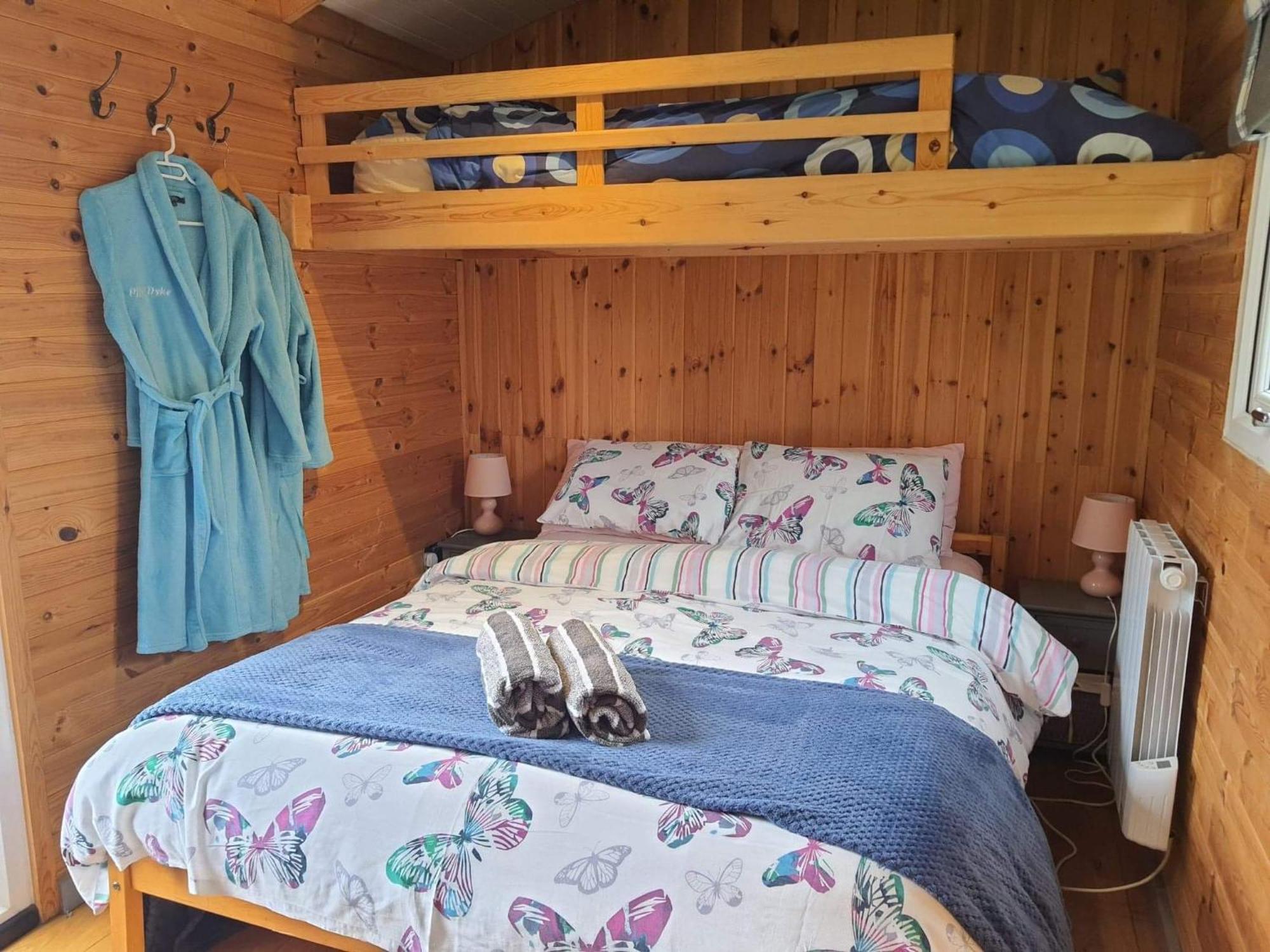Stunning Railway Carriage With Private Hot Tub Apartment Hereford