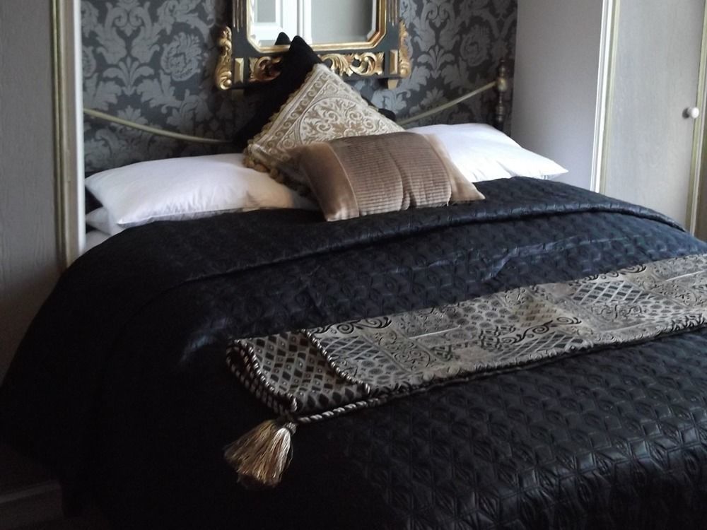 Bed & Breakfast Holly House And 4*