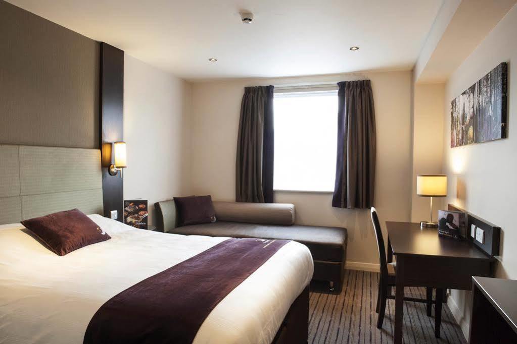 Hotel Premier 3*