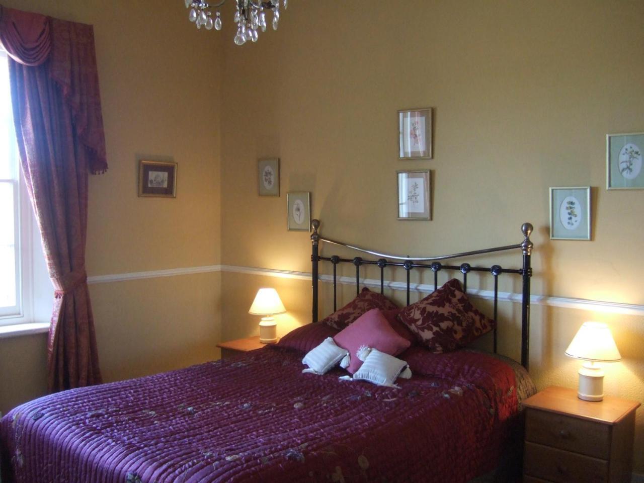The Old Vicarage * Hereford