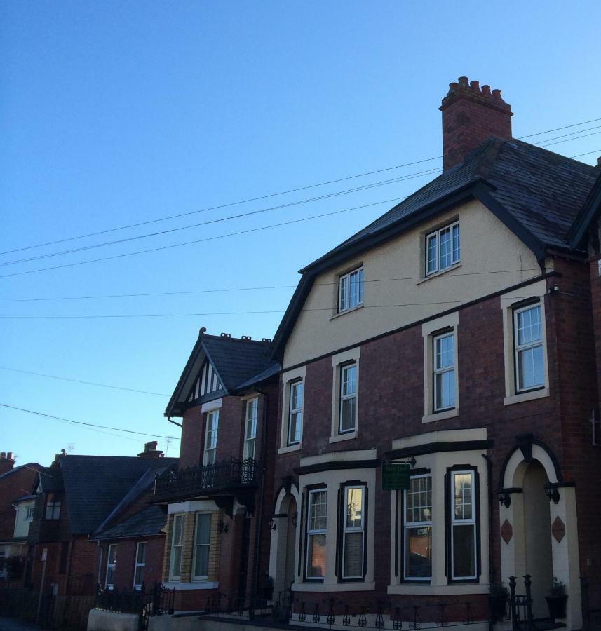 Holly Tree Guest house Hereford