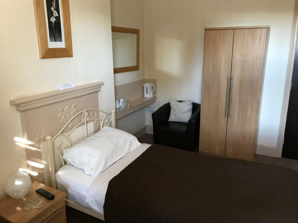 Holly Tree Guest house