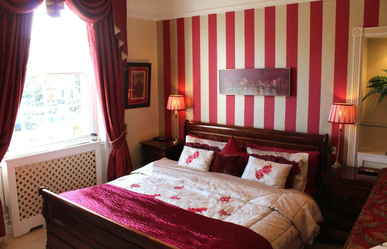 Holly House And 4* Hereford