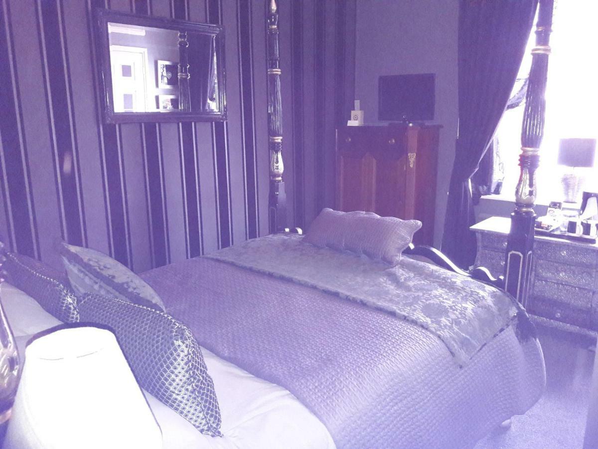 Bed & Breakfast Holly House And 4*