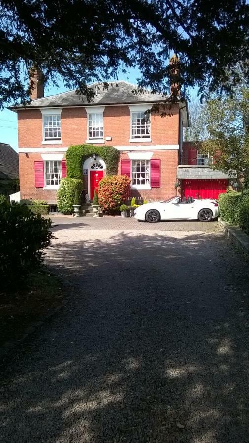 Bed & Breakfast Holly House And