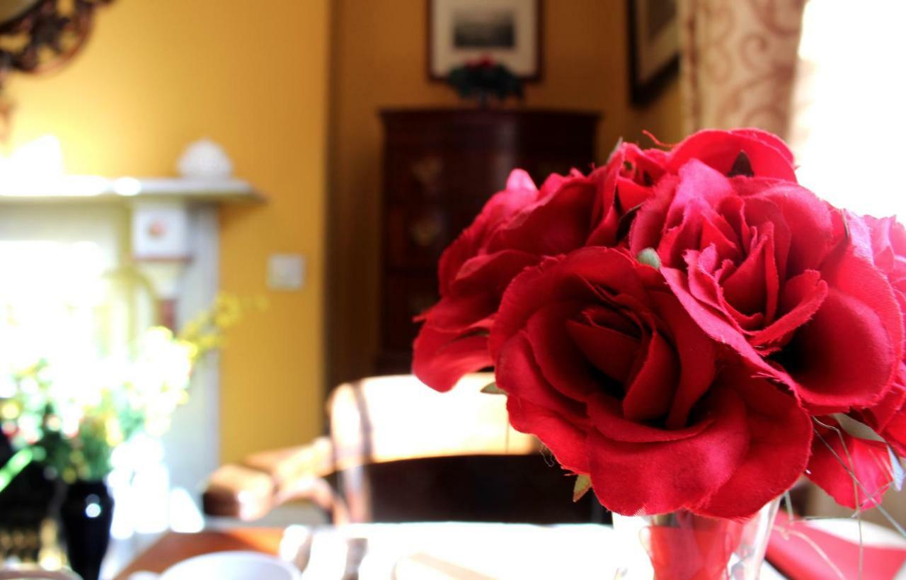 Holly House And Bed & Breakfast 4*