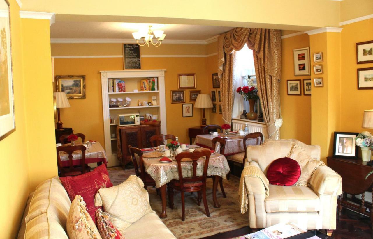 Bed & Breakfast Holly House And 4*
