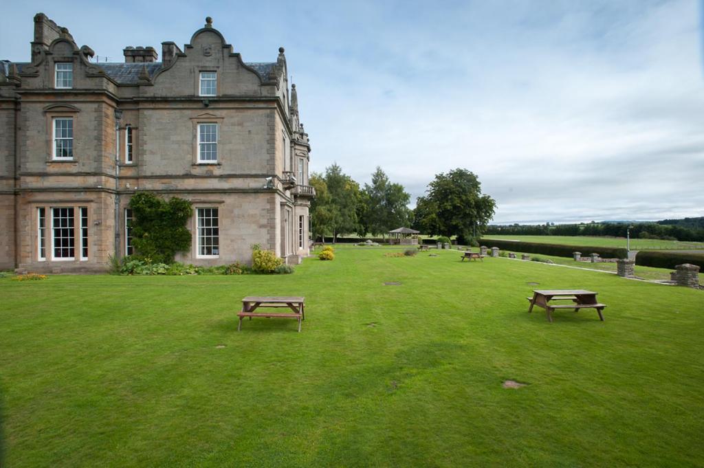 Baskerville Hall 2* Hereford